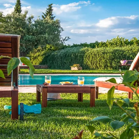Cozy In San Michele Di Ganzari With Kitchen Holiday home