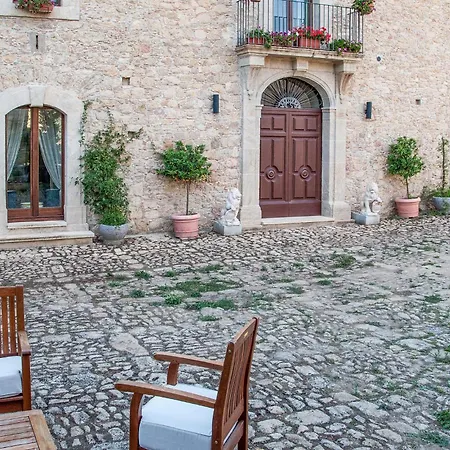 Feriehus Cozy In San Michele Di Ganzari With Kitchen San Michele di Ganzaria